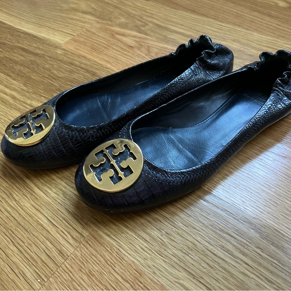 ✨Authentic Tory Burch Reva Flats✨ - Picture 7 of 11